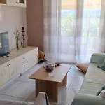 度假居 Kate's Family House 皮洛斯